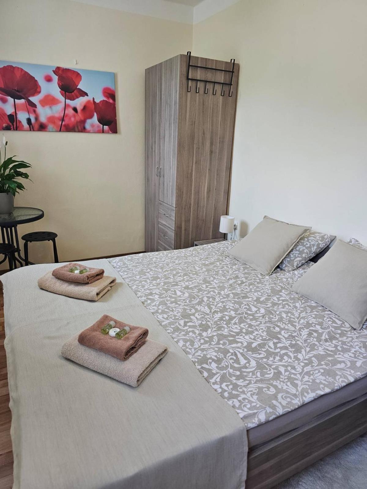 Villa Paradajs - Ubytovanie Pri Jazere Banská Štiavnica Kültér fotó