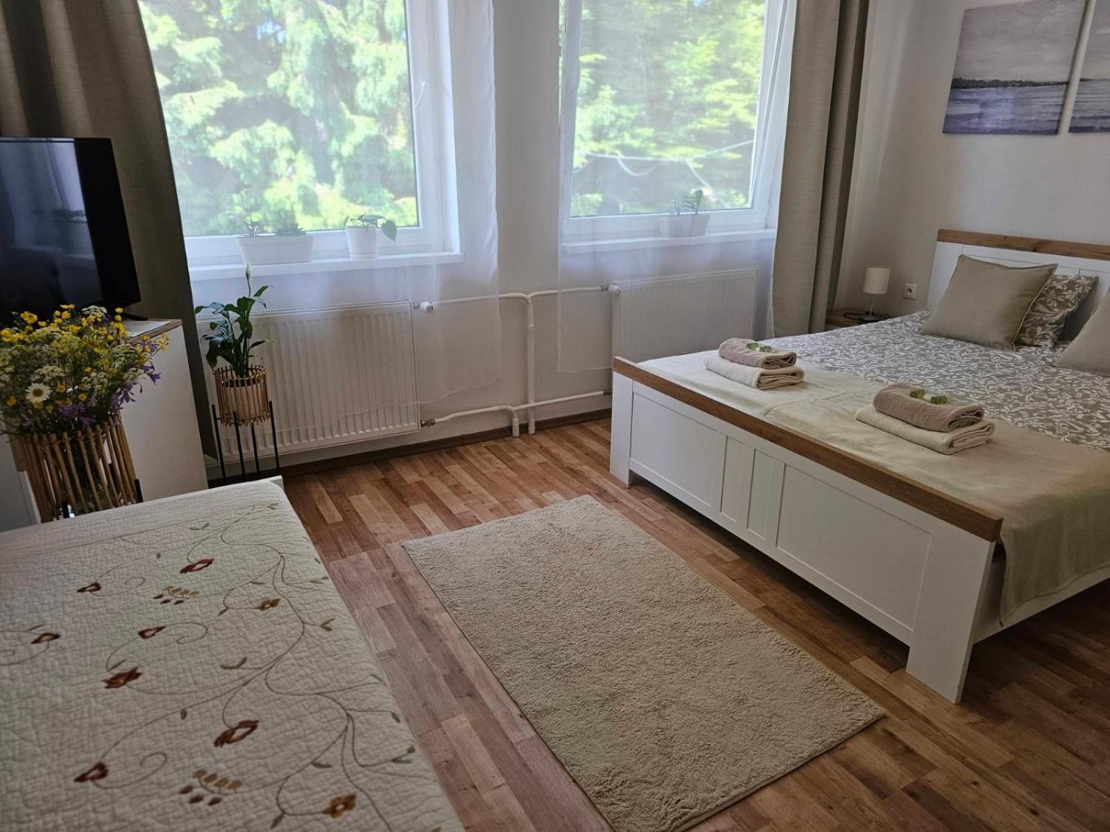 Villa Paradajs - Ubytovanie Pri Jazere Banská Štiavnica Kültér fotó